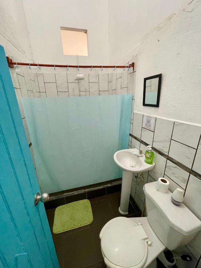 Hostal Inn 2 Flores Zewnętrze zdjęcie