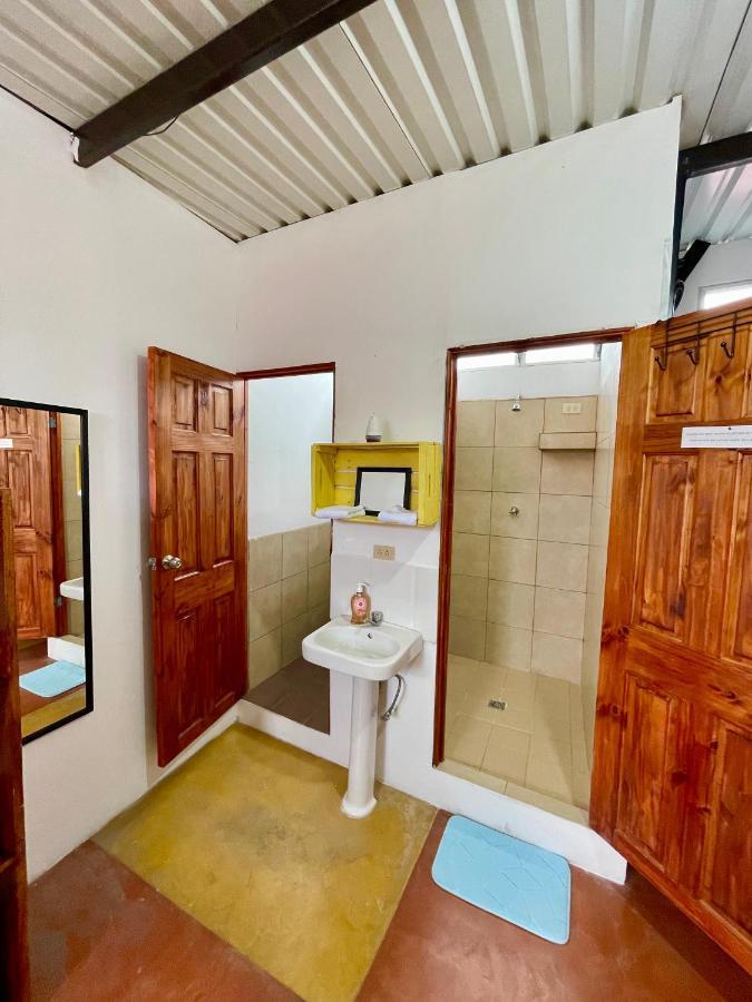 Hostal Inn 2 Flores Zewnętrze zdjęcie