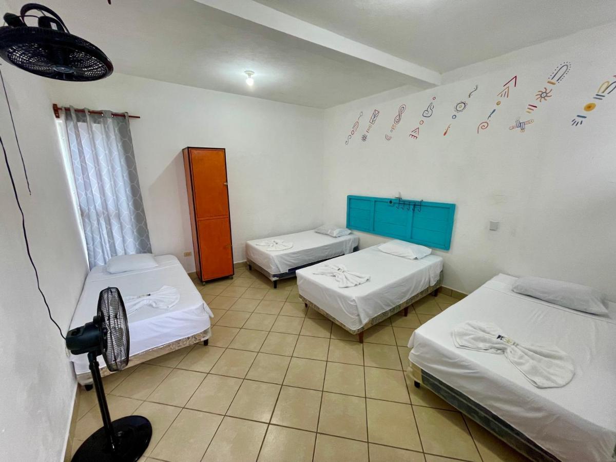Hostal Inn 2 Flores Zewnętrze zdjęcie